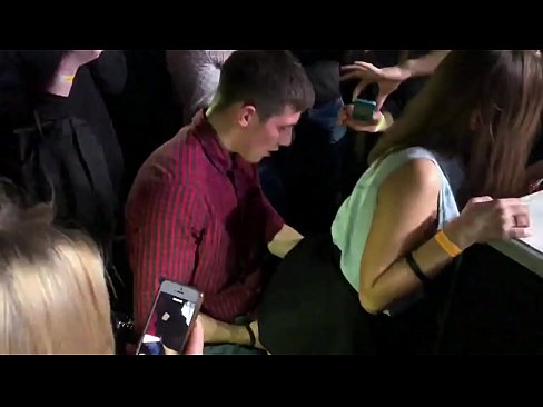 ❤️ Իսկական սեքս ռուսական գիշերային ակումբում. 18-ամյա ռուս աղջիկն անուսի և հեշտոցի մեջ ծծվել է գիշերային ակումբում ☑ Կենդանի վիդեո պոռնոյում hy.pornpics-de.ru ❌️